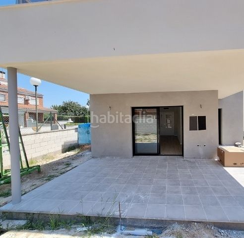 Foto 18490bd1-192a-4473-860d-3e6c05c6a496. Casa adossada amb calefacció aparcament a Jardins de Vilafortuny - Mas d'en Bosch Cambrils