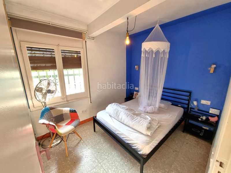 Foto 0517c7e9-cb19-4fd5-89b8-e01be996dc6e. Casa adossada amb xemeneia aparcament a Vilafortuny Cambrils