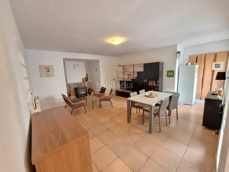 Foto a7983a0d-c1d8-4aa7-8768-1a959664935e. Casa adossada amb xemeneia aparcament a Vilafortuny Cambrils