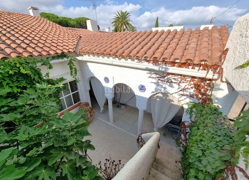 Foto ae9e2c9e-a537-488c-92d5-56fac06a25fa. Casa adossada amb xemeneia aparcament a Vilafortuny Cambrils