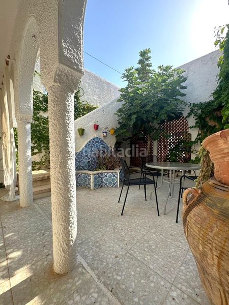 Foto e1fcbf8d-1812-490e-b9b1-285e9bb6bf5e. Casa adossada amb xemeneia aparcament a Vilafortuny Cambrils