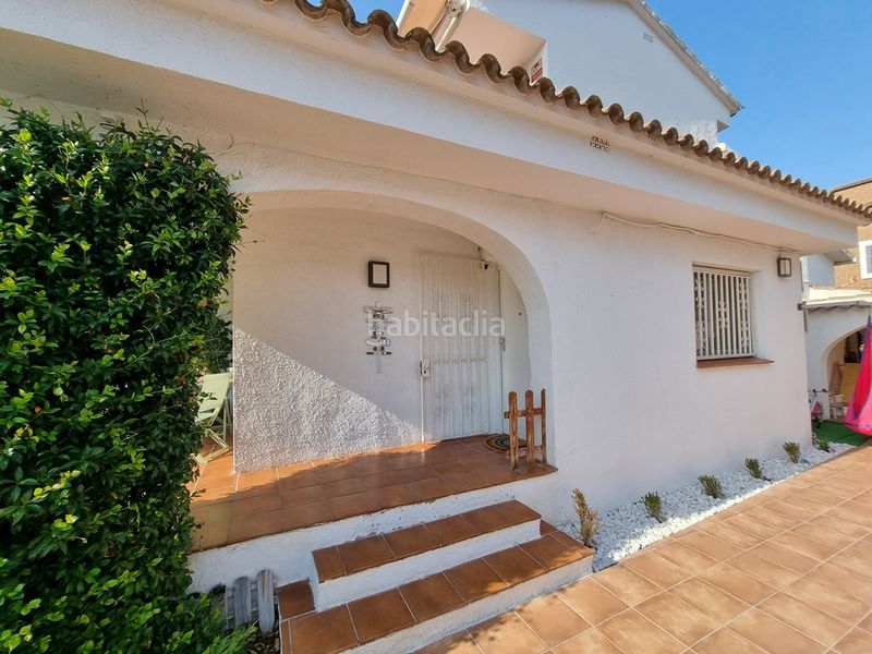 Foto f0738a9a-99eb-43d6-b713-f2853ff615c8. Casa adossada amb calefacció aparcament piscina a Cambrils