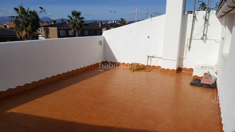 Foto 3b9cc13b-ac67-44c8-a854-93dc3b3081ac. Casa adossada amb xemeneia calefacció aparcament piscina a Cambrils