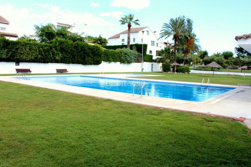 Foto 9d52773b-d179-4def-bb18-d628d2e2253e. Casa adossada amb xemeneia calefacció aparcament piscina a Cambrils