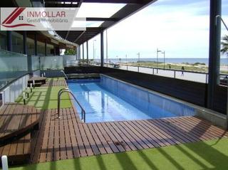Planta baja en Les Salines-Pla de Sant Pere. Exclusiva planta baja en primera linea de mar en cubelles  zona