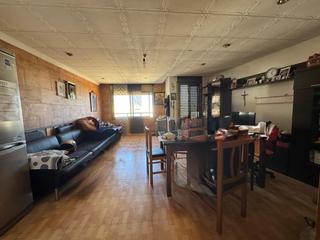 Appartement  Calle albert salvany i bertran. Piso reformado en vilanova i la geltrú  casernes