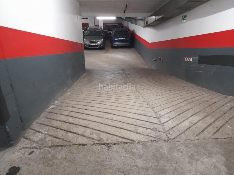 Foto 38060820-977e-4ddc-9156-f1292cbc9775. Rent car parking in carrer sardenya 228 in Fort Pienc Barcelona