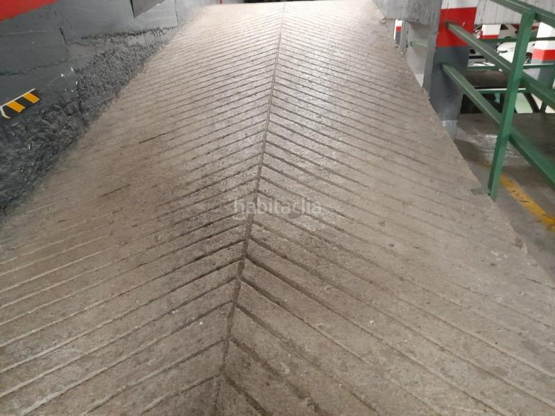 Foto cdeb4625-d578-4151-85e0-ae8abe54422d. Rent car parking in carrer sardenya 228 in Fort Pienc Barcelona