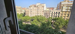 Pis  Gran va corts catalanes. 7 de altura  frente al colegio frances