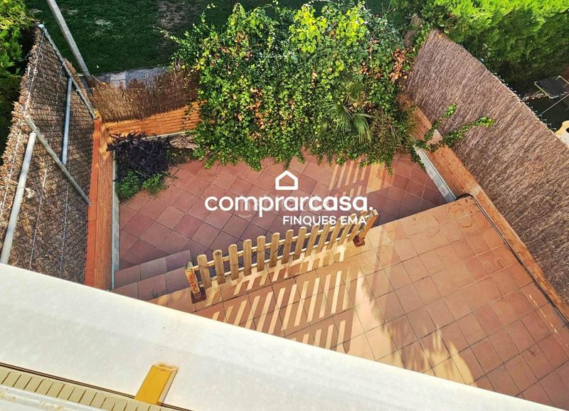 Foto a84c1db7-8107-450c-b0b1-29bef5d81bab. Casa adosada 100 financiacion no le cobramos nada en Cabrils