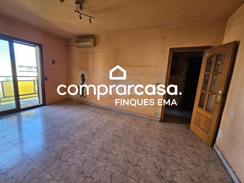 Foto 5288aef7-f72a-4e6a-8e1e-2f9a7884c789. Pis a Sant Joan Baptista Sant Adrià de Besòs