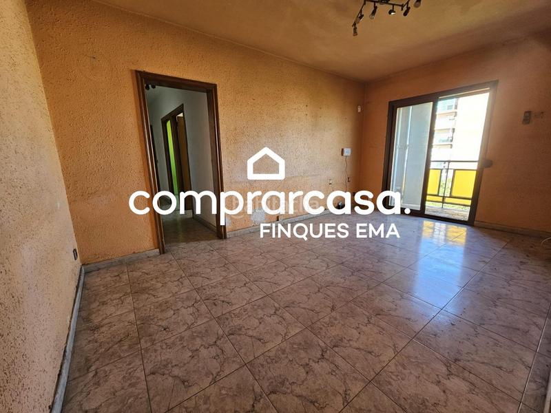 Foto 879a09d3-40f6-4d1a-bdee-40e131854b39. Pis a Sant Joan Baptista Sant Adrià de Besòs