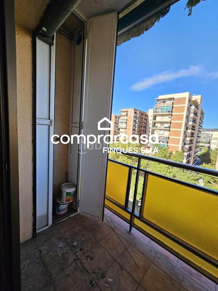 Foto 95a32e29-d3c1-4d5e-ad55-53fd373e9816. Pis a Sant Joan Baptista Sant Adrià de Besòs