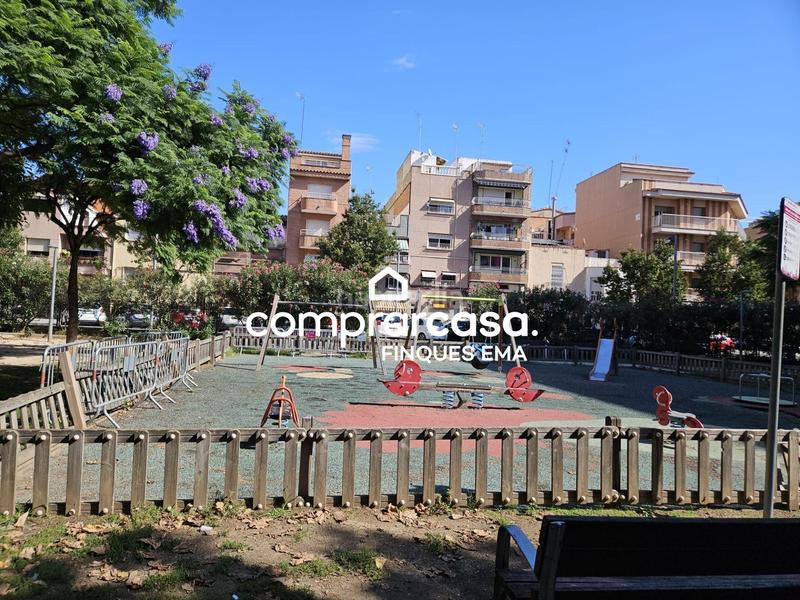 Foto a0670a08-a16a-4587-8d87-85fcd7813e34. Pis a Sant Joan Baptista Sant Adrià de Besòs