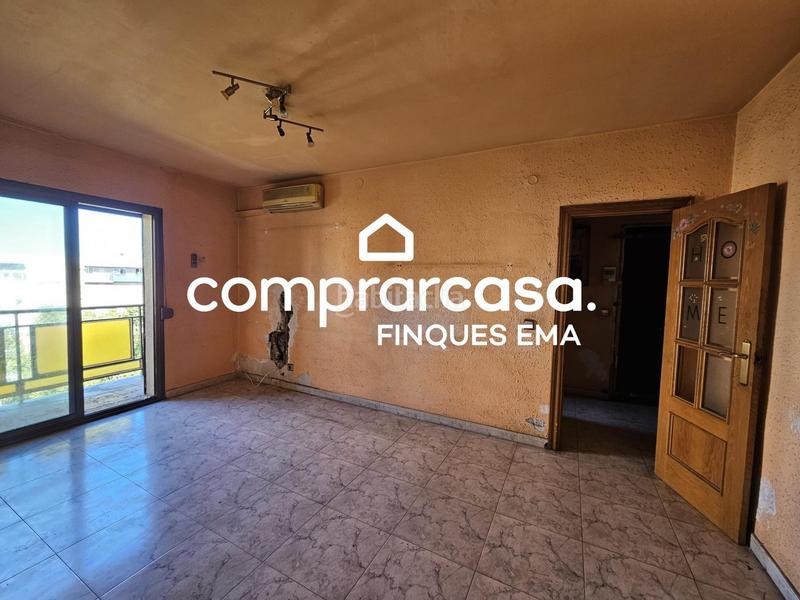 Foto f614cd59-5840-4952-b765-86434567d6cc. Pis a Sant Joan Baptista Sant Adrià de Besòs