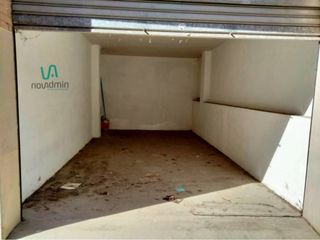 Parking coche en Ripolles 3. Garaje en venta en balàfia c/ripolles, 3-5