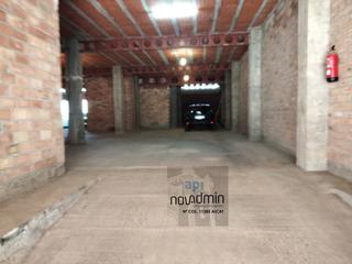 Local Comercial en Carrer de les roses 43. Venta de almacen