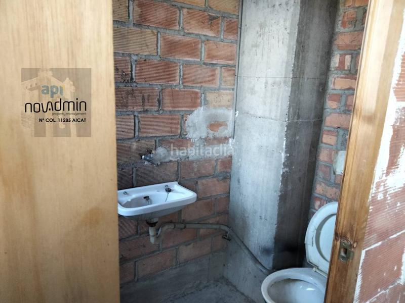 Foto b8e4ad37-bbdb-4350-b531-6297aa6f7d3c. Business premise in carrer de les roses 43 in La Bordeta Lleida