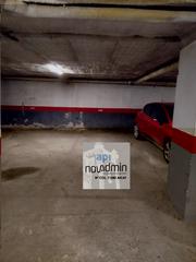 Location Parking voiture à Carrer de bobalà 5. Venta plaza de garage en portal de magdalena-estació