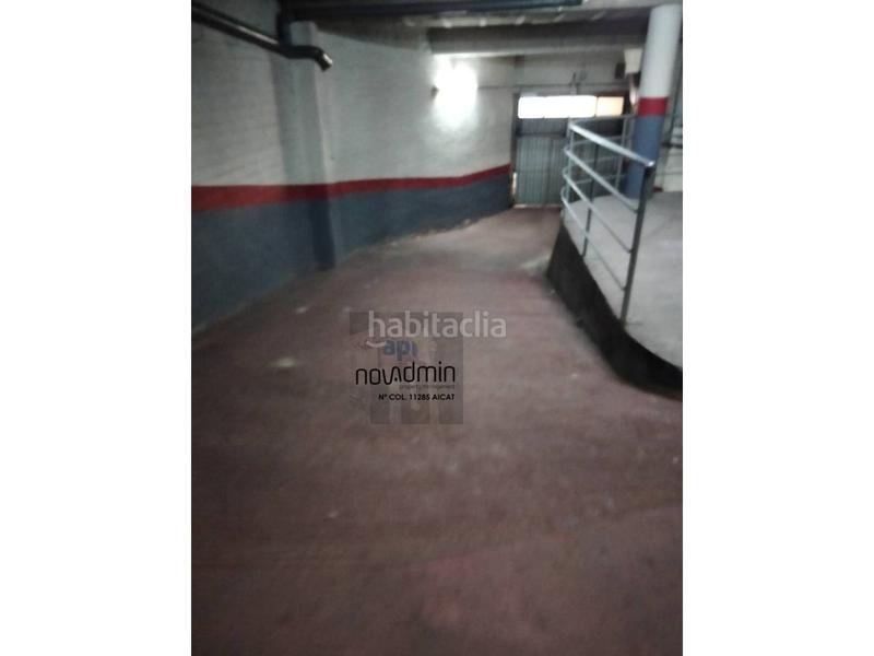 Foto 0ff475fb-b0c4-44ac-bbf3-2137548d1ff3. Parking coche en carrer col·legi 46 2 plazas de garaje en Lleida
