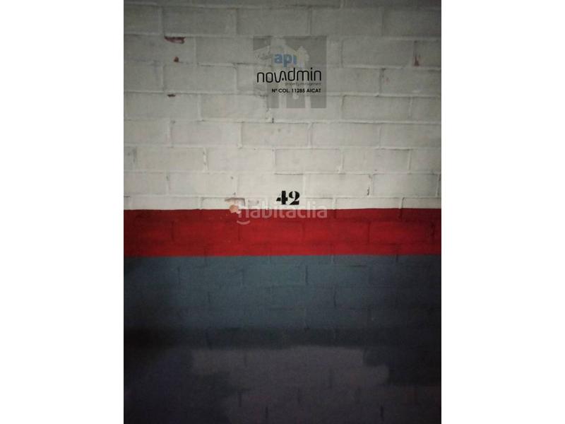 Foto 9b61e48e-b337-4c1a-b061-a0999eabd535. Parking coche en carrer col·legi 46 2 plazas de garaje en Lleida