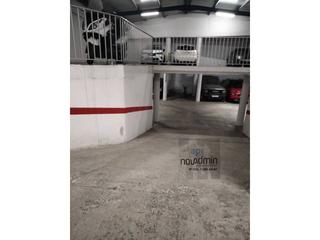 Aparcament cotxe a Carrer d'albags 1. Parking doble de venta en la bordeta