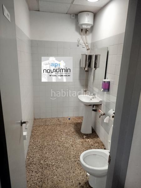 Foto 71e8a305-d5eb-496e-870f-f534183c21d4. Lloguer local comercial a carrer hostal de La Bordeta 21 a Lleida