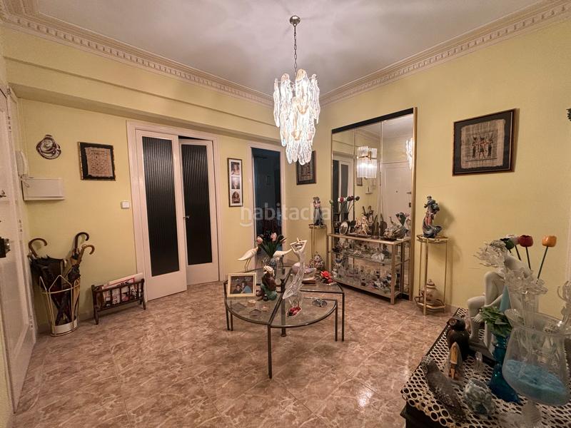 Foto e2511383-4a2f-40f3-b86a-5794b901b056. Pis a avinguda de catalunya 9 a Flix