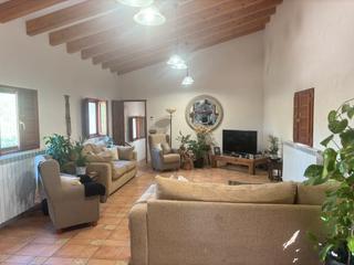 Masia a Carrer de la plaça 7. Encantadora casa de campo totalmente reformada