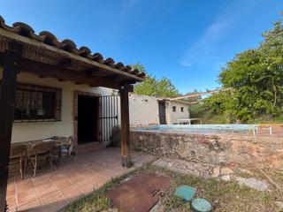 Finca rústica en Carrer de la barceloneta 4. Finca rústica con casa y balsa junto al río siurana – el masroig