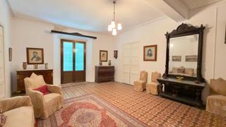 Masía en Carrer d'avall 13. Una casa señorial con alma, en el corazón del casco antiguo