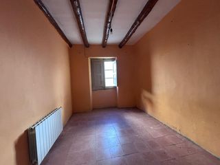 Mas�a en Carrer nou 7. Casa de pueblo para reformar con m�ltiples posibilidades en el c