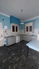 Chalet  Avinguda de la llum 9. Chalet independiente con parcela de 1.079 m² en el centro de fli