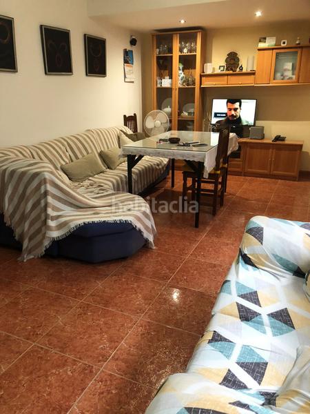 Foto efc2d663-18b8-49f7-a7f1-9fd9a31d4e5f. Casa con riscaldamento in Ctra. Circunvalación - La Magdalena Jaén