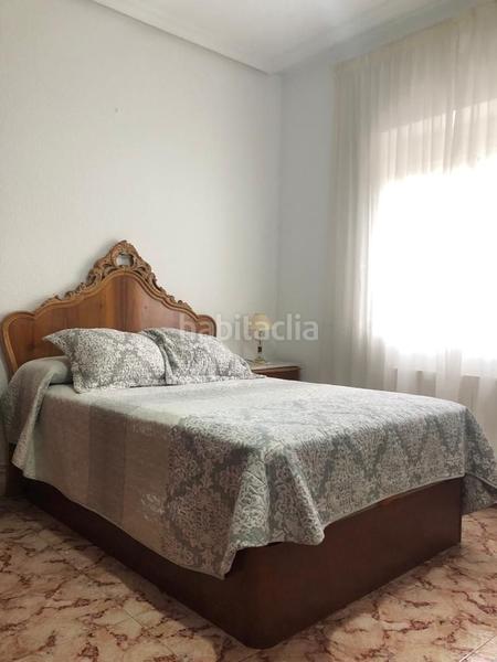 Foto 00e0f4bf-f611-4559-a835-6ce08fcdf409. Alquiler piso en Avda de Madrid - Pº de la Estación Jaén