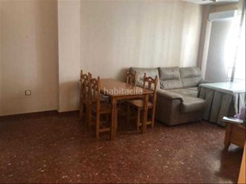 Foto 0b03a472-6c37-473b-9af7-0e473b2fa5de. Apartament amb calefacció piscina a Ctra. Circunvalación - La Magdalena Jaén