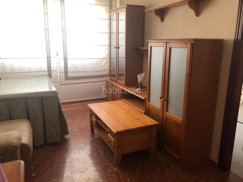 Foto 73538d3f-0af7-42a6-a610-d7131bd0b40d. Apartament amb calefacció piscina a Ctra. Circunvalación - La Magdalena Jaén