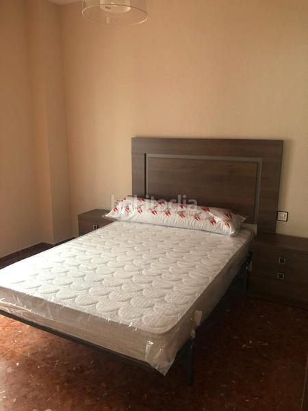 Foto e62d798d-d5ef-4dd9-b3ac-61f67ee3e5e8. Apartament amb calefacció piscina a Ctra. Circunvalación - La Magdalena Jaén