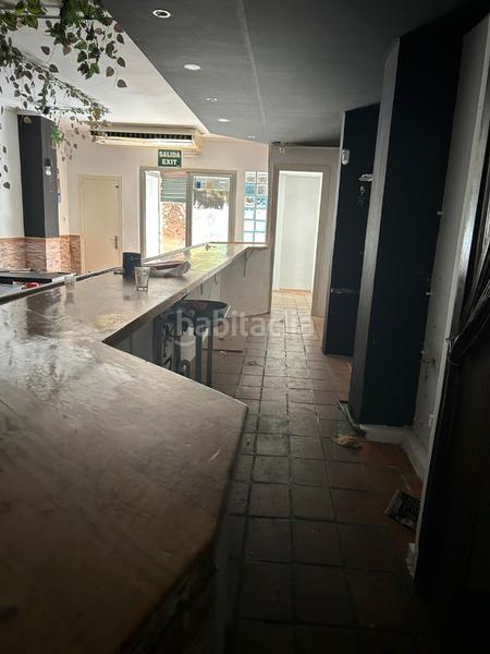 Foto e4015a99-7784-4ce6-be2d-a9265be0d172. Local comercial en Peñamefecit - Avda Barcelona Jaén