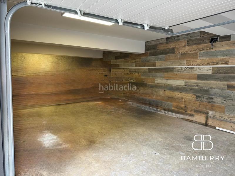 Foto d46e0262-a852-4d2f-b87e-c37eb5493d5b. Casa con parcheggio in Montmar Castelldefels