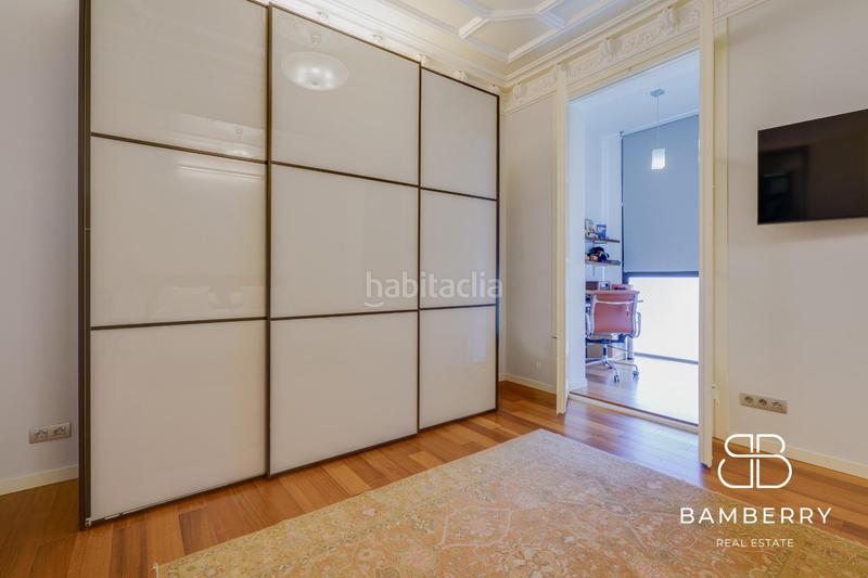Foto ead723e2-c414-4285-8641-3bd35d7d98a8. Piso residencia modernista rehabilitada con elegancia clásica y confort contemporáneo en lesquerra de leixample en Barcelona