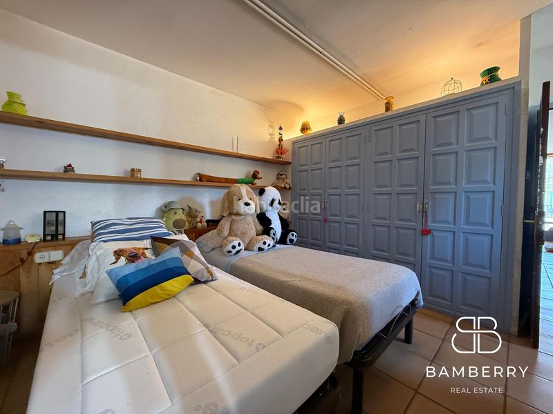 Foto 8587e627-8113-4e40-a4eb-0bf30b040db9. Casa adossada a Cadaqués