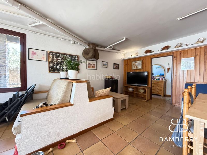 Foto 8a809510-b7a4-4597-bc32-74bdcc79572a. Casa adossada a Cadaqués