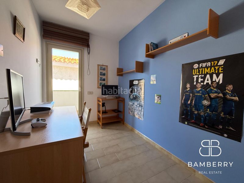 Foto b0b7a1a8-0436-404c-9854-2c2bd8a9583e. Casa adossada a Cadaqués