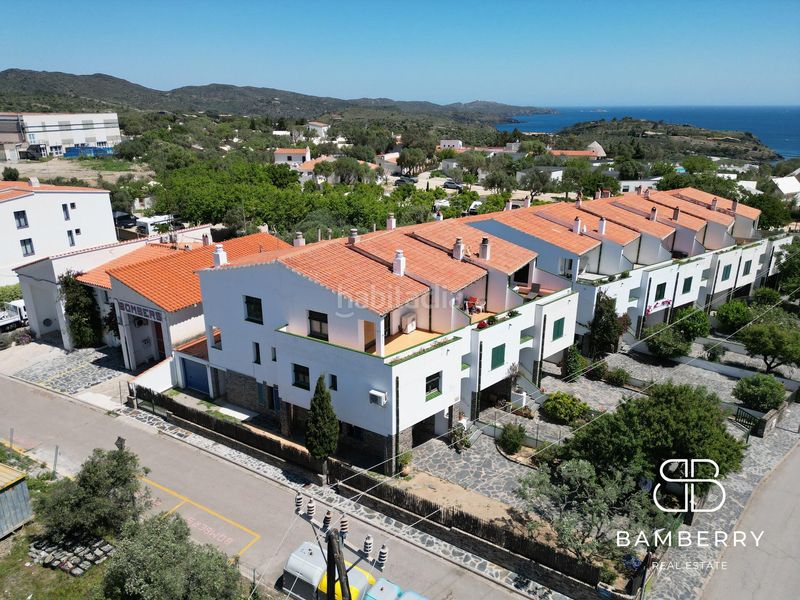 Foto d8a8e24a-4f9c-494b-9bfa-7a91ebec966e. Casa adossada a Cadaqués