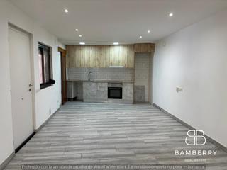 Appartement à Vista Alegre. Planta baja con entrada independiente y terraza