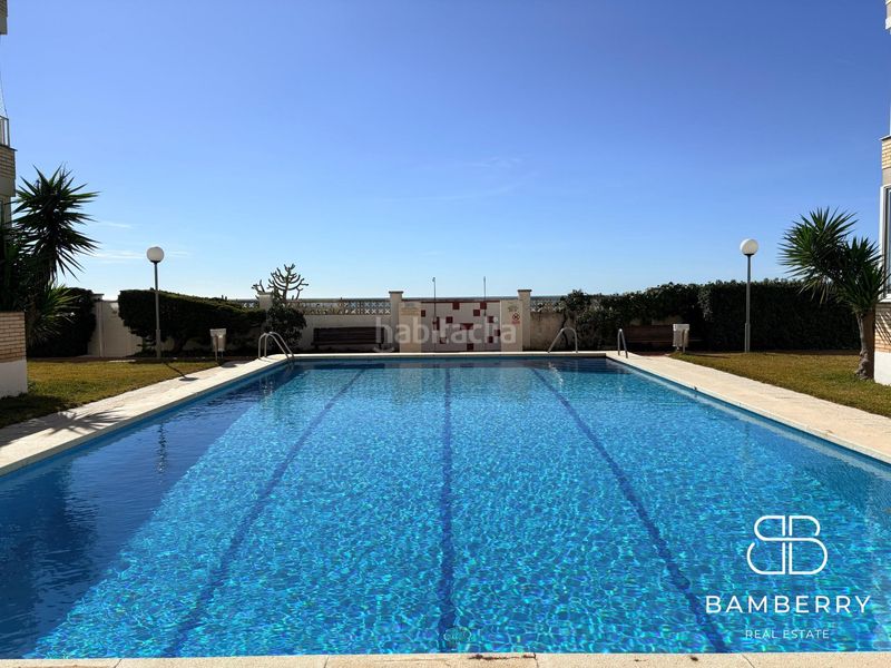 Foto 1d8ce962-1bf0-4ddc-9fff-b67f0c8b1767. Àtic amb calefacció piscina a Lluminetes Castelldefels
