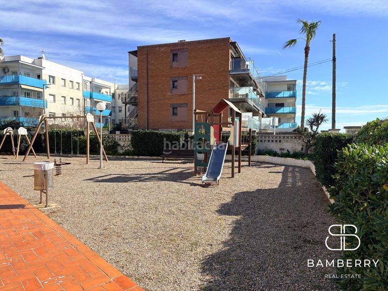 Foto de3a2d10-bb27-423d-9739-dbfd362453a5. Àtic amb calefacció piscina a Lluminetes Castelldefels