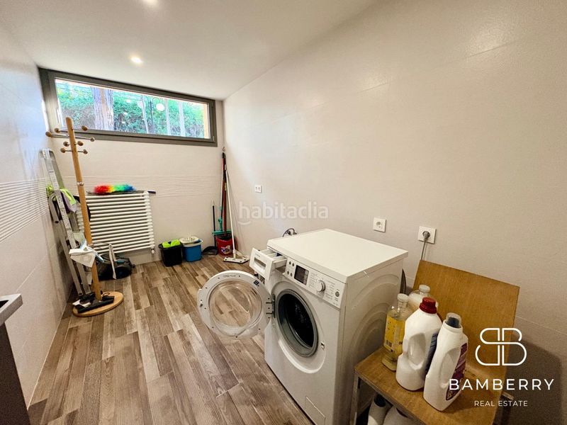 Foto 80e522a4-f222-4966-a7e5-f462daf378cc. Casa amb aparcament a Gava Mar Gavà