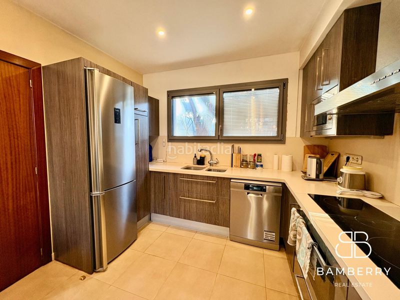 Foto 8d44fa0b-b6cc-47f9-a9d4-1f0982ce15f6. Casa amb aparcament a Gava Mar Gavà